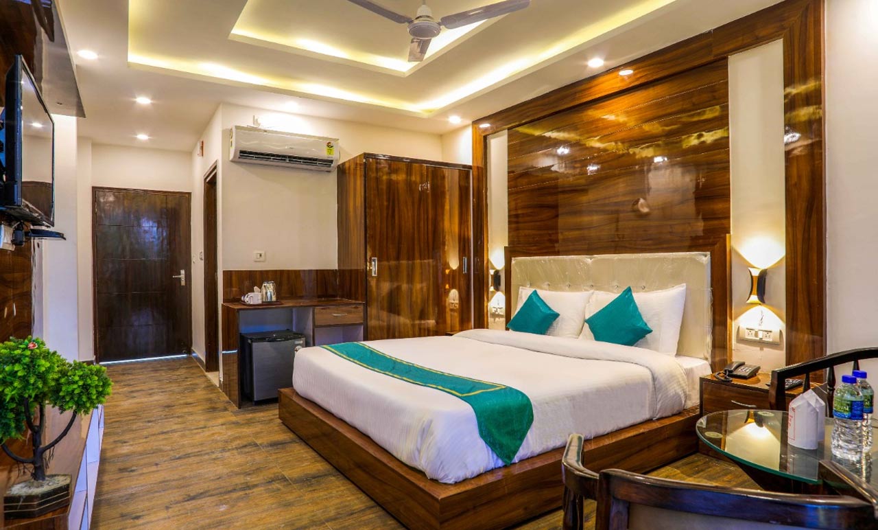 The First view Resort Lansdowne