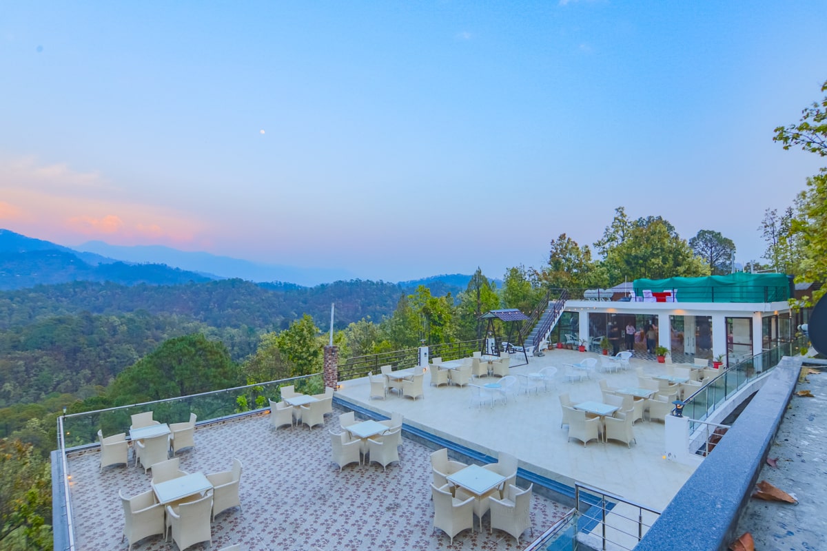 The First view Resort Lansdowne